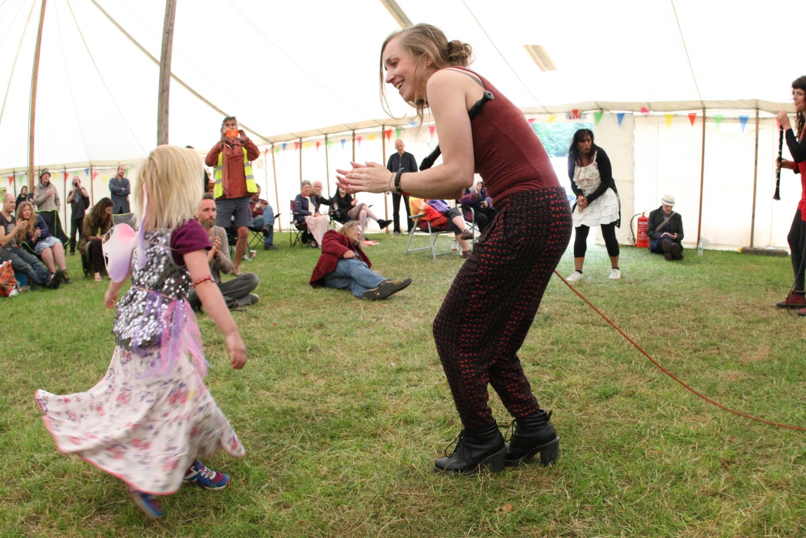 Meta Eyjzcmncdwnrzxqioijiemdszmlszxmifq== (8)