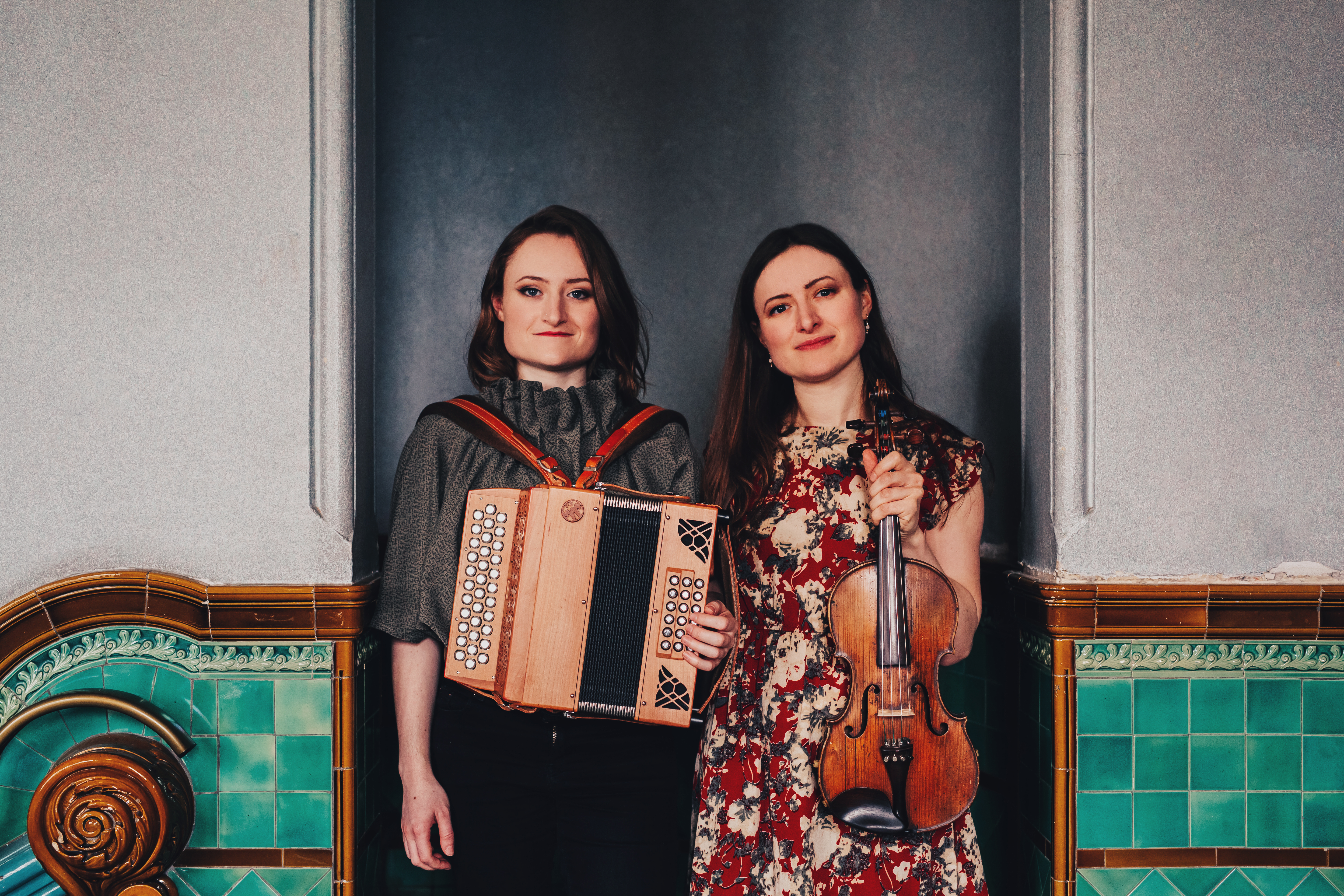 The Askew Sisters